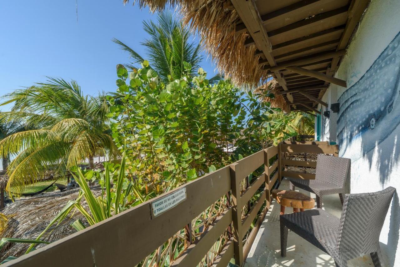 הולבוקס איילנד Hotel Villas Tiburon מראה חיצוני תמונה