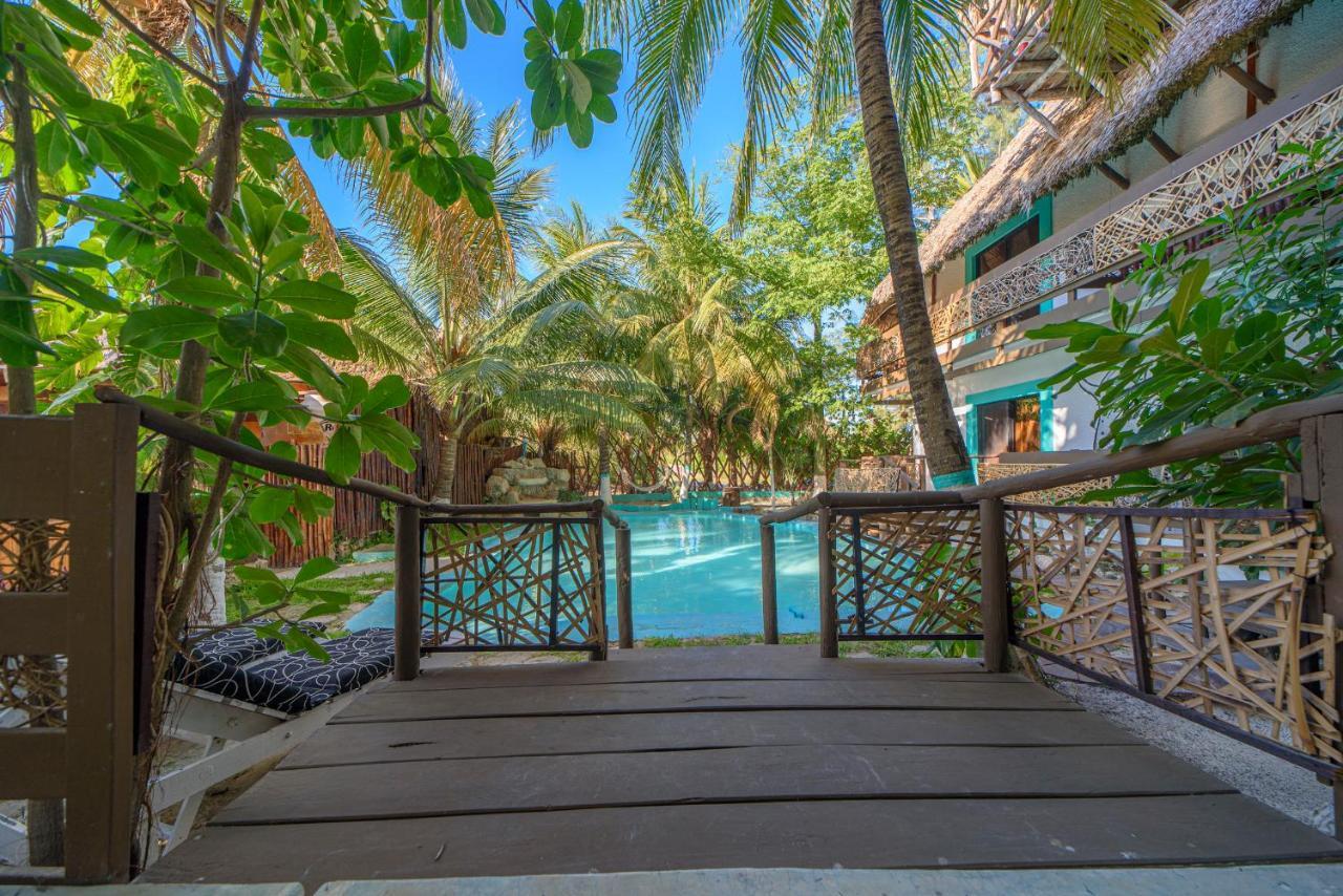 הולבוקס איילנד Hotel Villas Tiburon מראה חיצוני תמונה