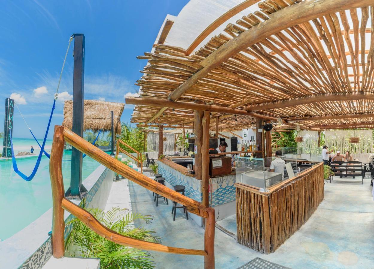 הולבוקס איילנד Hotel Villas Tiburon מראה חיצוני תמונה