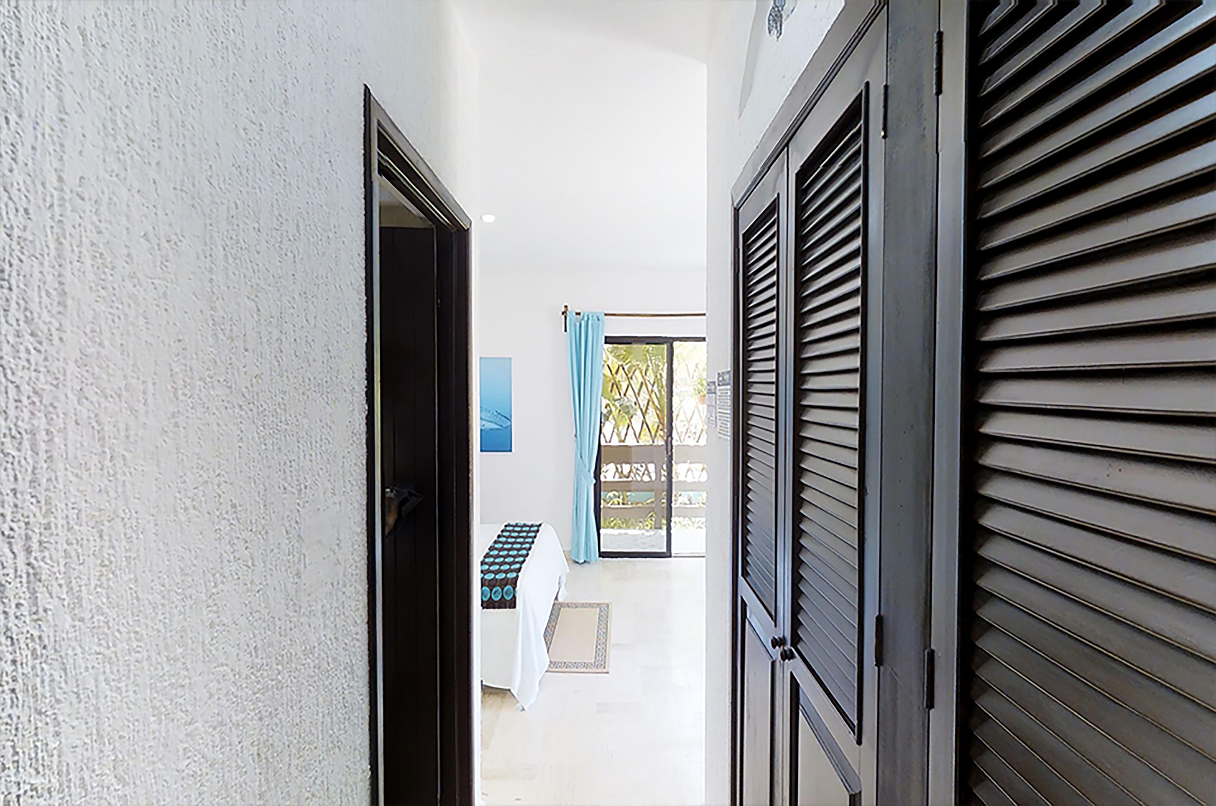 הולבוקס איילנד Hotel Villas Tiburon מראה חיצוני תמונה